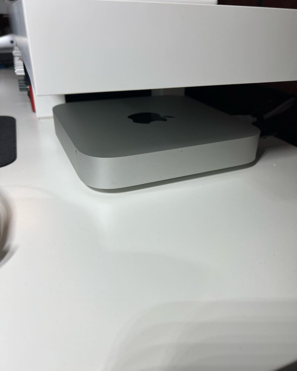 Buy a White Classic Home Studio Setup from Apple Mac Man at a very Affordable Price - Shop Now