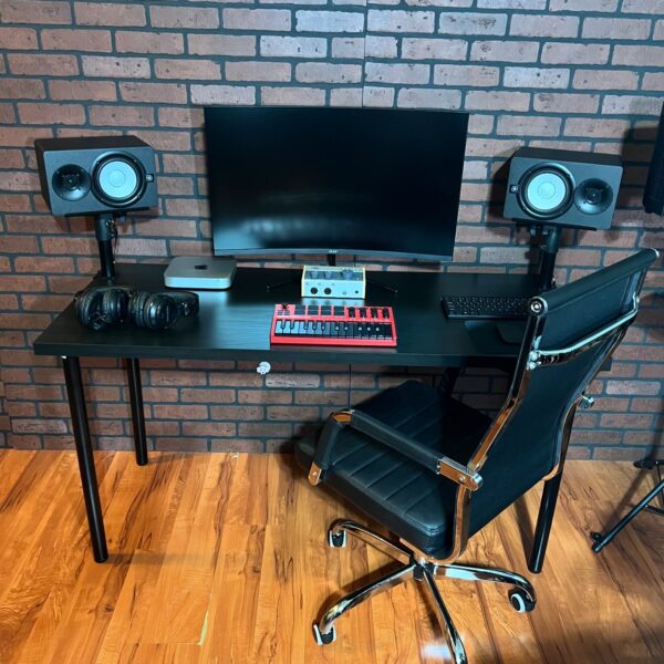 Buy Vintage Voltage Home Studio Setup - Apple Mac Mini Core i5 2.8GHz 1TB SSD 16GB 2014 Model at an Affordable Price