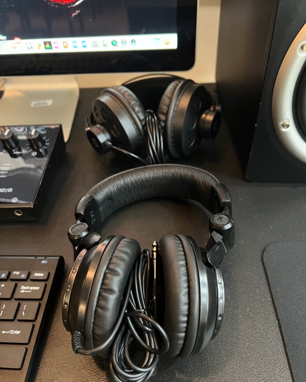 Buy Pixel Pulse Home Studio Setup - Mac Mini Core i5 2.8GHz 512GB SSD 16GB M-Audio Interface Akai Midi Drum pad 8” M-Audio Monitors Studio Projects B3 Mic From Apple Mac Man