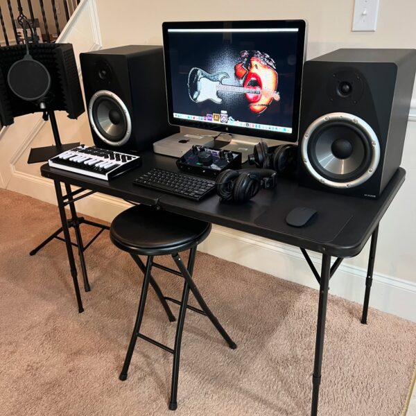 Pixel Pulse Home Studio Setup - Mac Mini Core i5 2.8GHz 512GB SSD 16GB M-Audio Interface Akai Midi Drum pad 8” M-Audio Monitors Studio Projects B3 Mic
