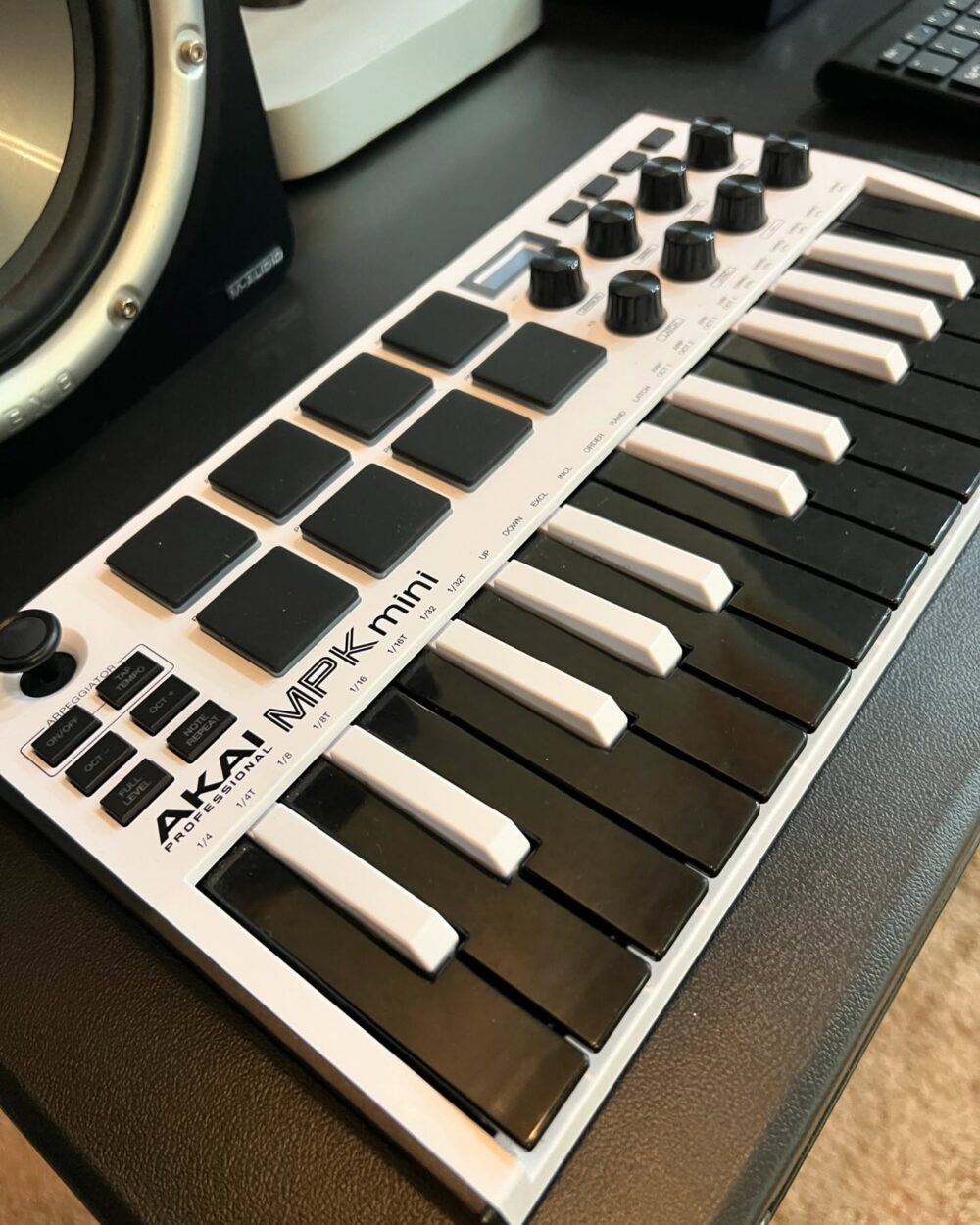 Buy Pixel Pulse Home Studio Setup - Mac Mini Core i5 2.8GHz 512GB SSD 16GB M-Audio Interface Akai Midi Drum pad 8” M-Audio Monitors Studio Projects B3 Mic From Apple Mac Man