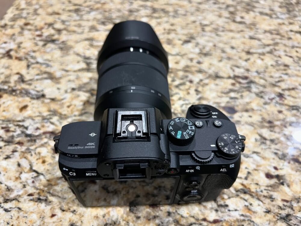 Shop Sony A7 III 24.2MP full frame Digital Mirrorless Camera with FE 28-70mm Lens at Apple Mac Man