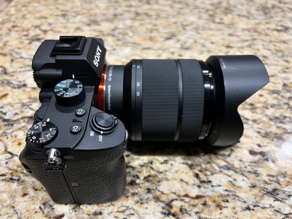 Buy Sony A7 III 24.2MP full frame Digital Mirrorless Camera with FE 28-70mm Lens at Apple Mac Man