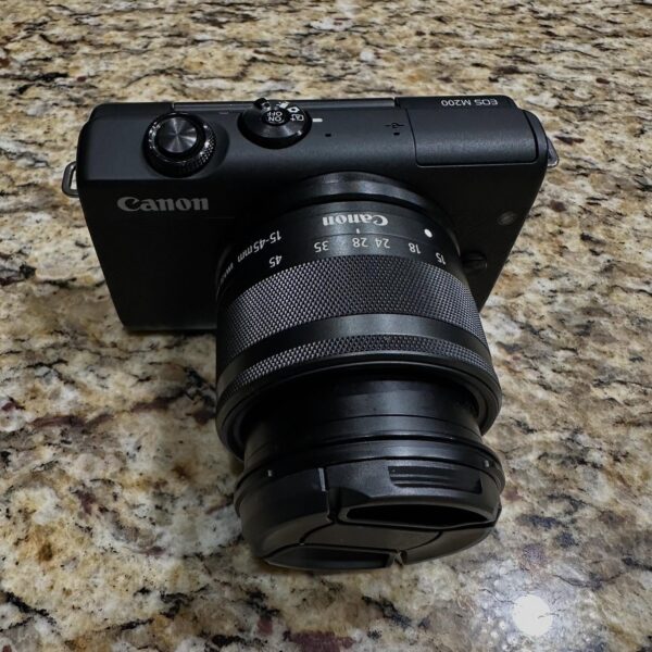 Buy Canon EOS M200 24.1MP Mirrorless Camera with 15-45mm Lens Best Deal at Apple Mac Man