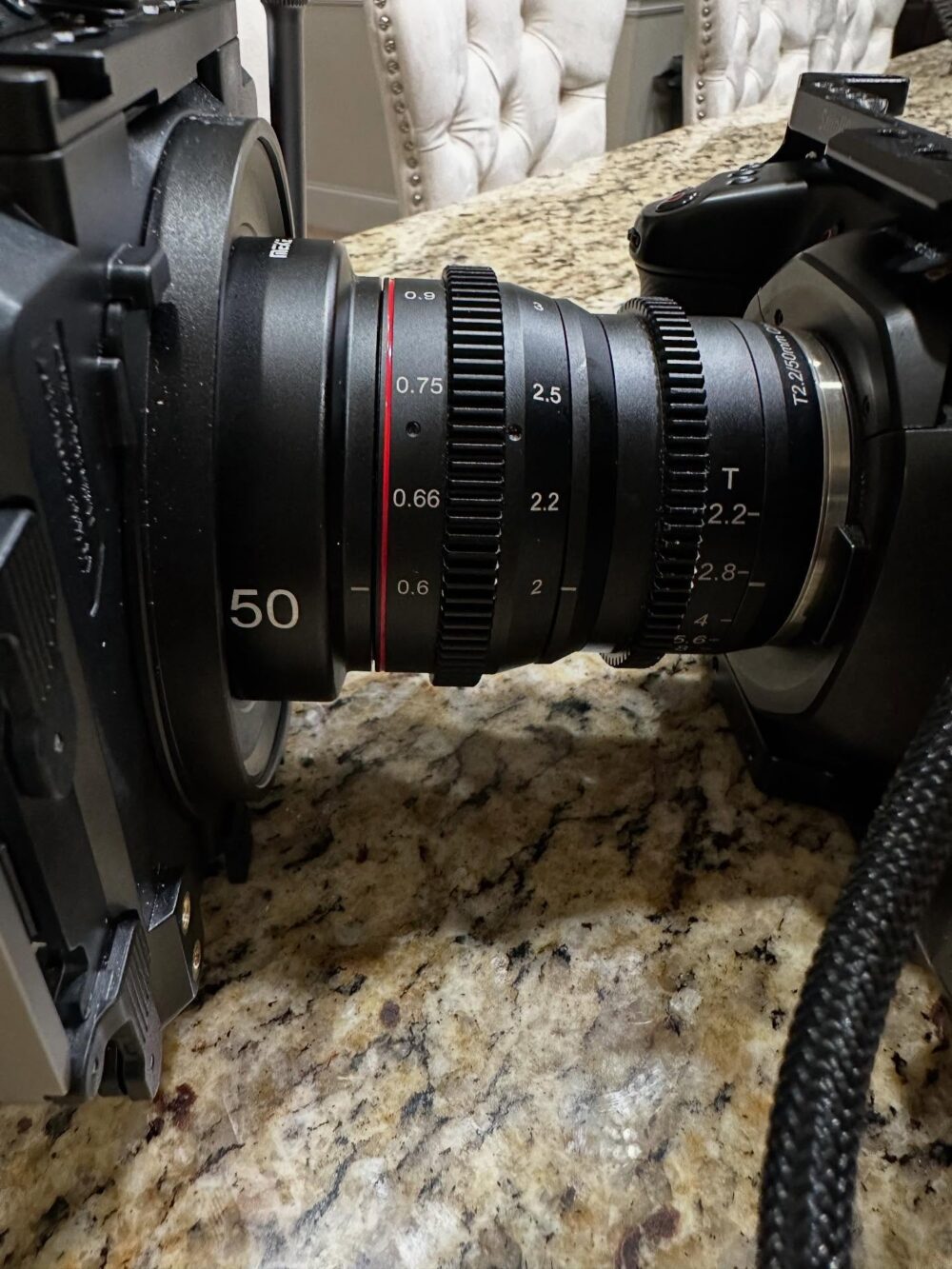 Buy Blackmagic 4K Body, 128GB mini SD card with adapter online Best Deal | Apple Mac Man